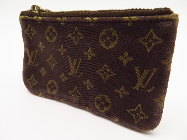 ポシェットクレ